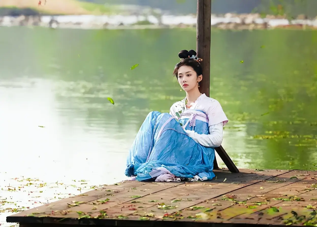 诚信优配 目前最火的5部电视剧，《许我耀眼》跌至第3，你在追哪一部？